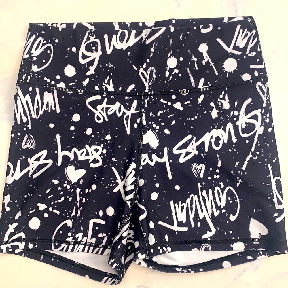 Fabletics medium shorts